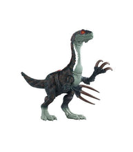 Load image into Gallery viewer, Jurassic World Dominion Sound Slashin' Therizinosaurus front of figure
