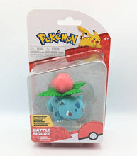 Load image into Gallery viewer, Ivysaur Pokémon Battle Figure in packaging with articulation features.
