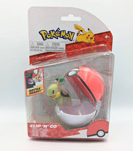 Load image into Gallery viewer, Pokemon Clip 'N' Go Turtwig figure with Poké Ball packaging.